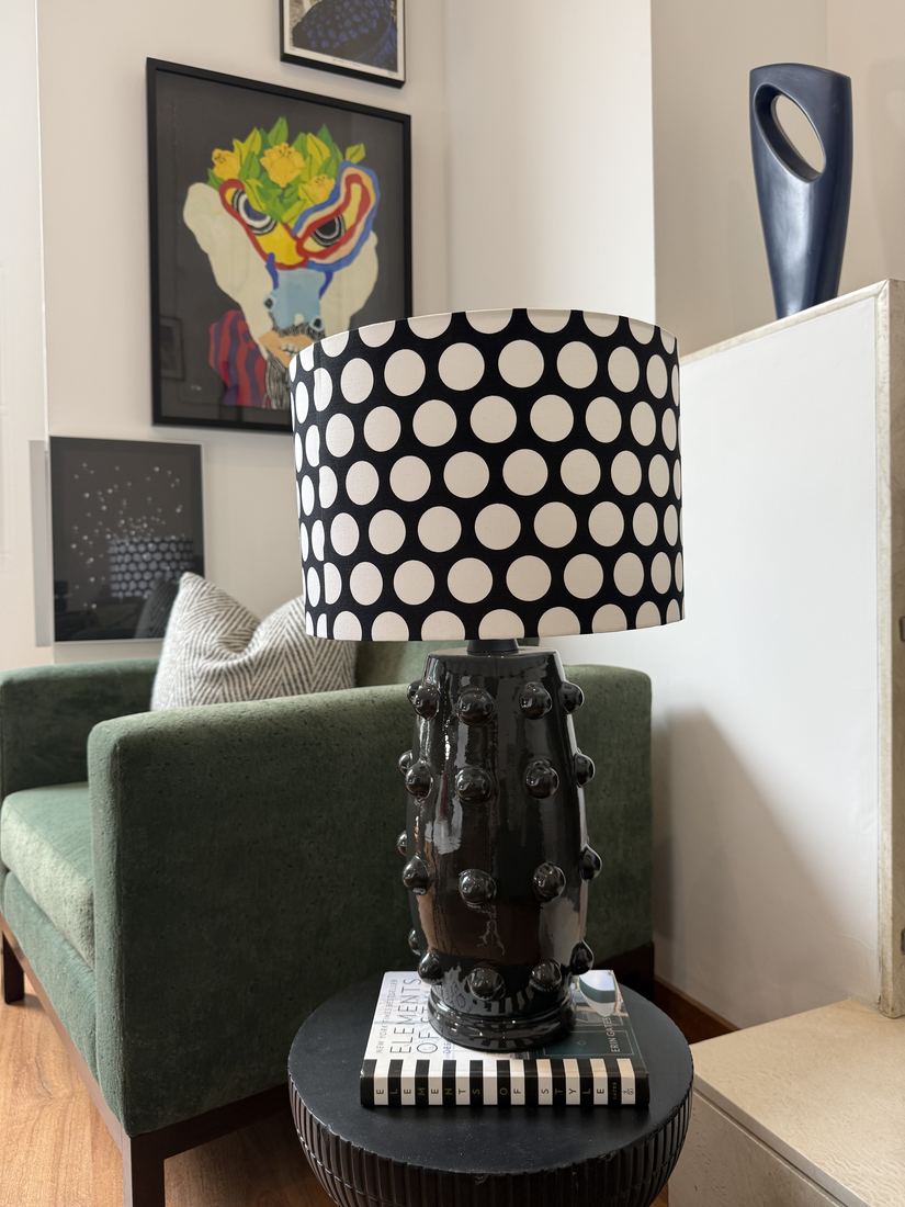 Dots Negro 4