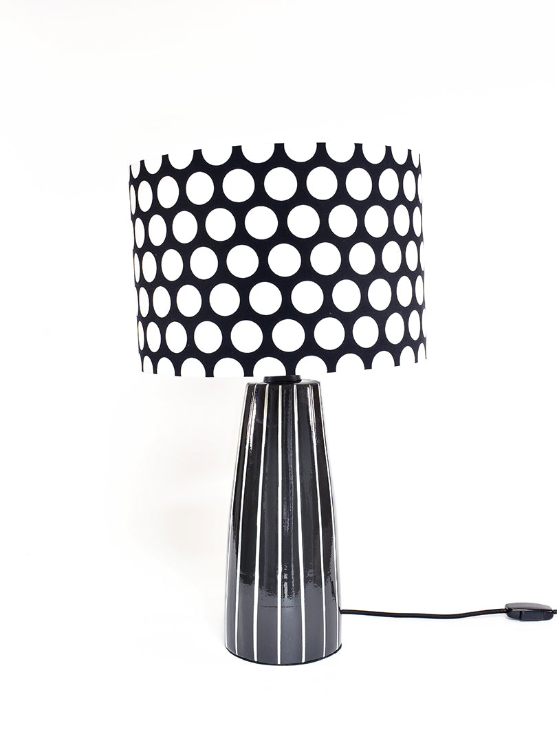 Lines Negro + Dots Negro 01